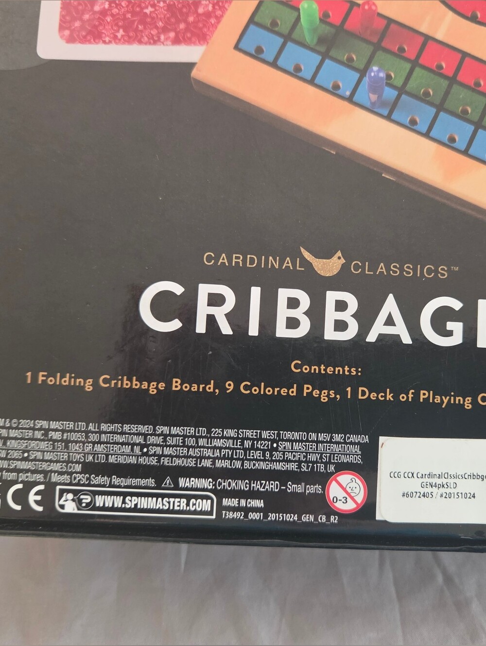 Cribbage Board Game - Multi-Color Pegs - Picture 3 of 3